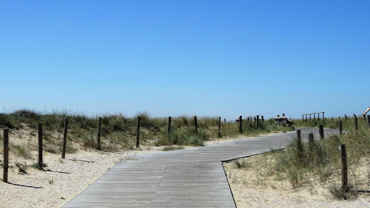 Beach Haven: Anna's Seaside Retreat Katwijk aan Zee Exterior photo