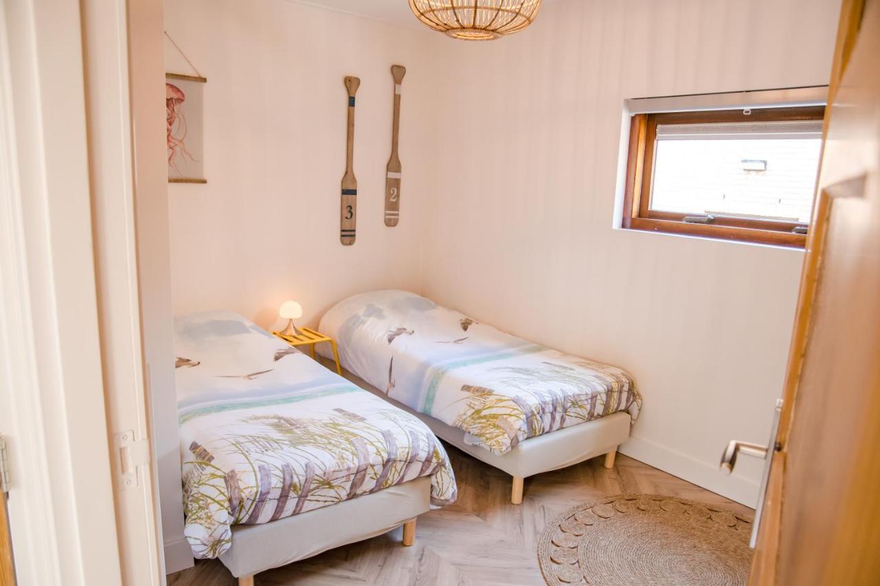 Beach Haven: Anna's Seaside Retreat Katwijk aan Zee Exterior photo